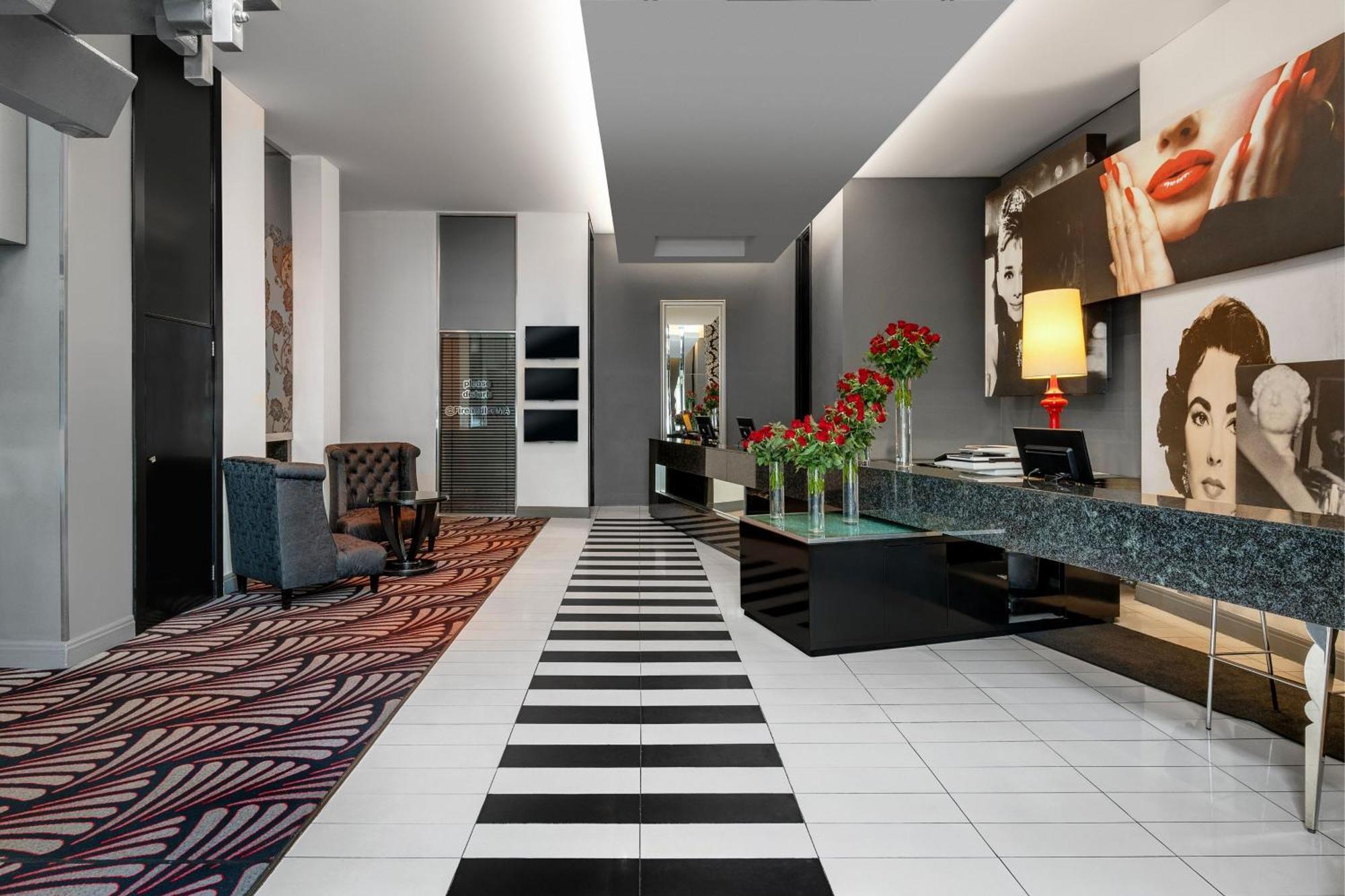 Protea Hotel Fire & Ice! By Marriott Johannesburg Melrose Arch Esterno foto