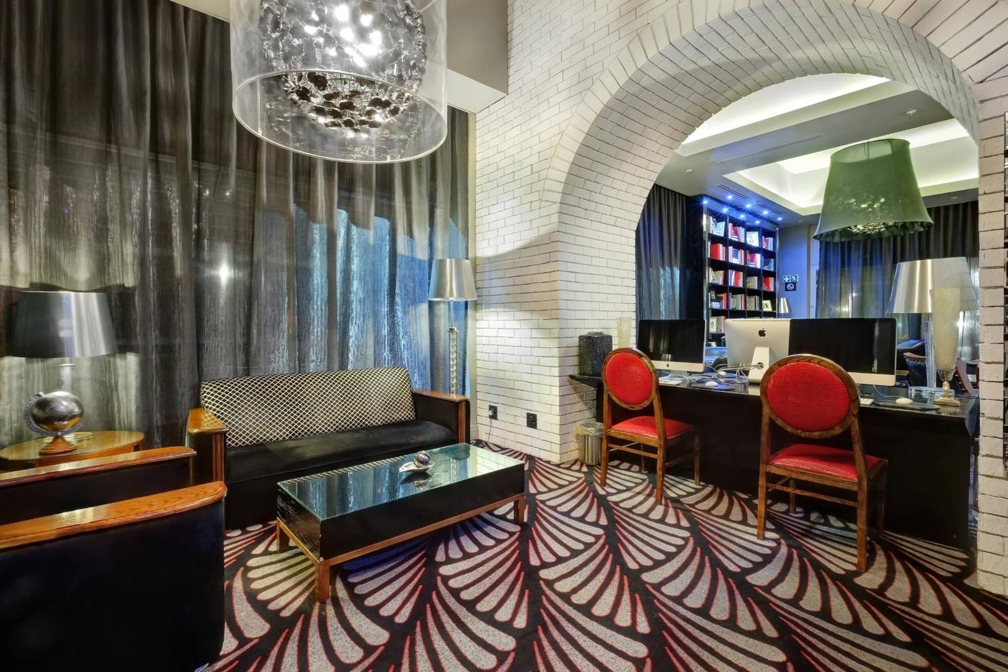 Protea Hotel Fire & Ice! By Marriott Johannesburg Melrose Arch Esterno foto