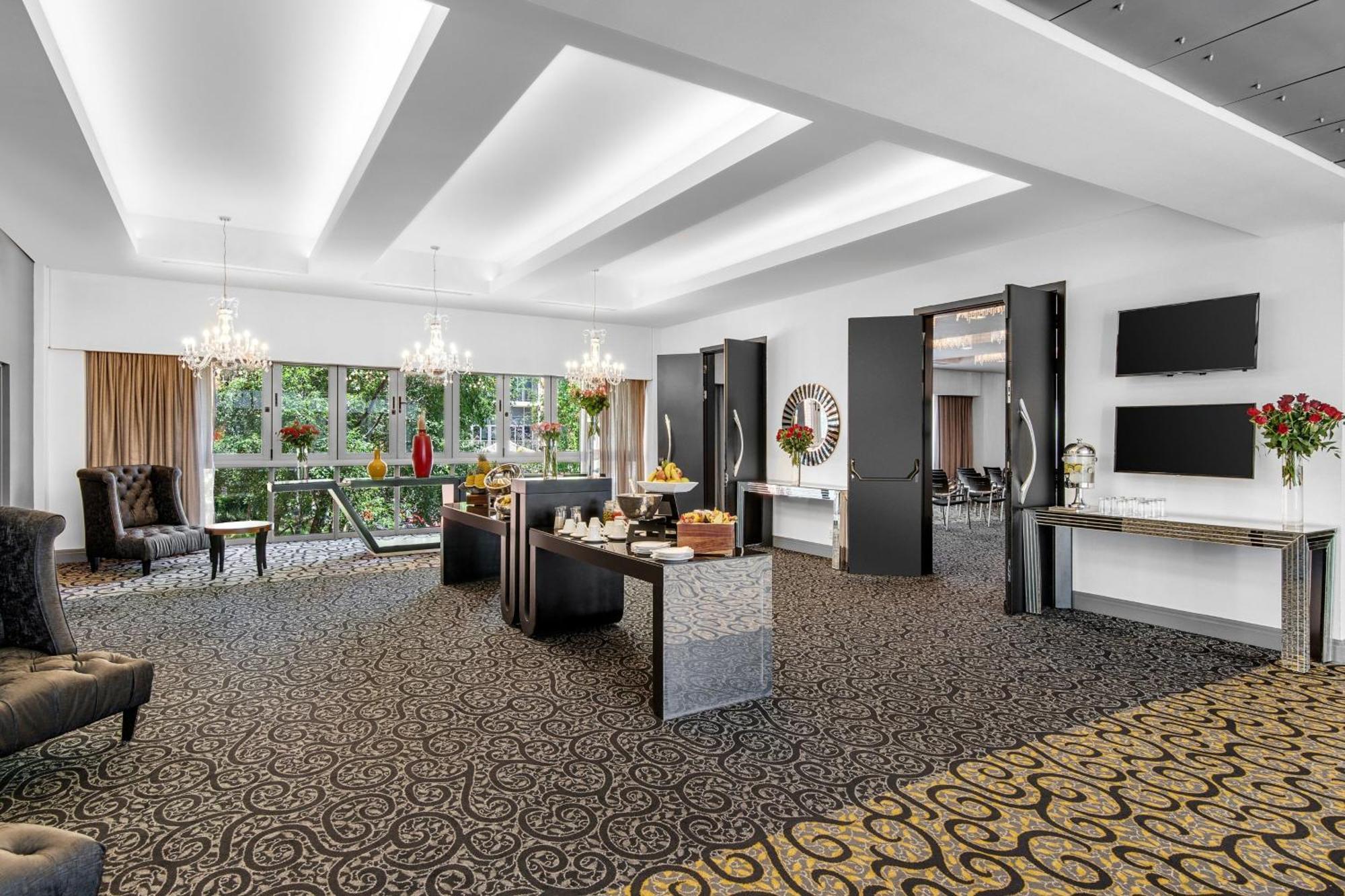 Protea Hotel Fire & Ice! By Marriott Johannesburg Melrose Arch Esterno foto
