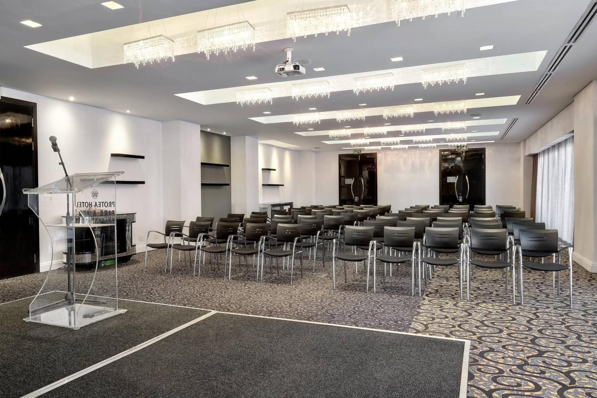 Protea Hotel Fire & Ice! By Marriott Johannesburg Melrose Arch Esterno foto