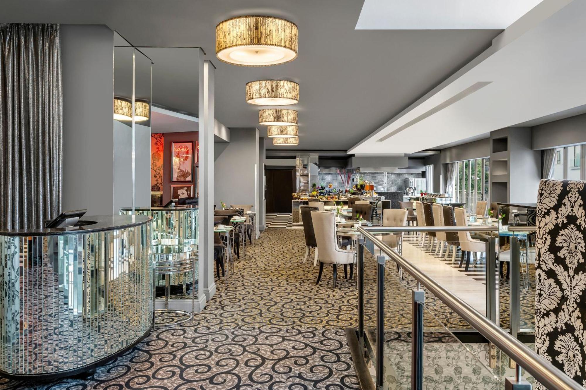 Protea Hotel Fire & Ice! By Marriott Johannesburg Melrose Arch Esterno foto
